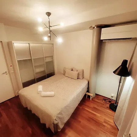 Superb Location + Silence + Sauna Апартаменты