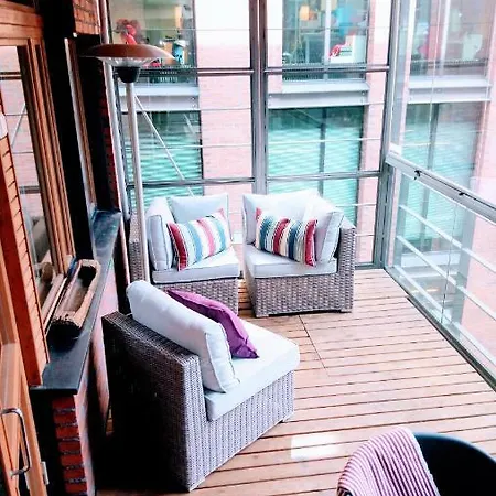 Διαμέρισμα Superb Location + Silence + Sauna *