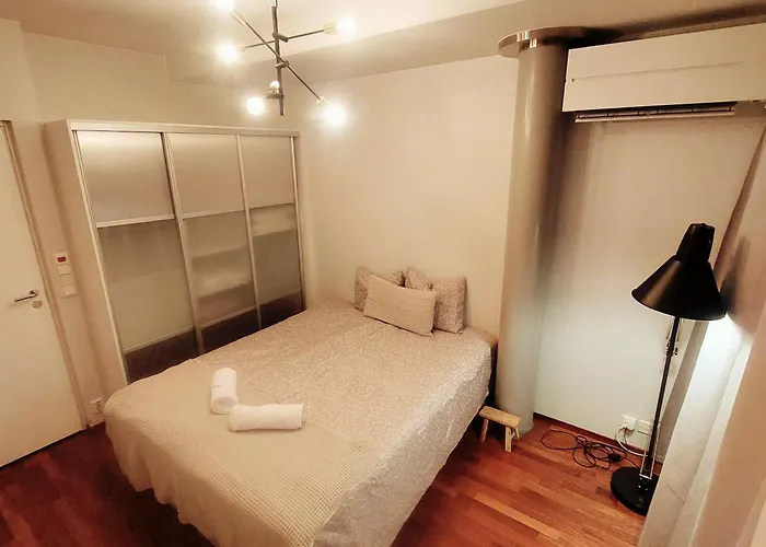 Superb Location + Silence + Sauna Apartamento